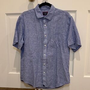 UNTUCKit Linen Blue Short Sleeve Button Down Shirt